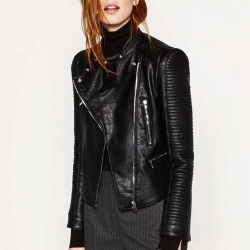 zara basic outerwear leather jacket, size XS, black